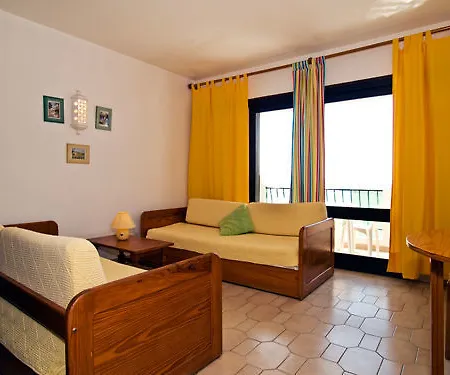 Rainha D. Leonor - Al Hotel apartamentowy 3*